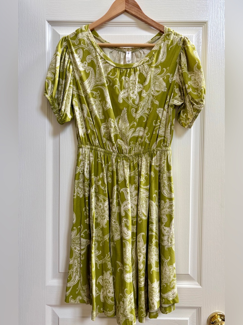 Daily Practice for Anthropologie- Women's Olive Green Paisley Short-Sleeve Dress